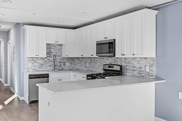 $1,600,000 | 167 Lexington Street, Unit 167, Boston, MA 02128