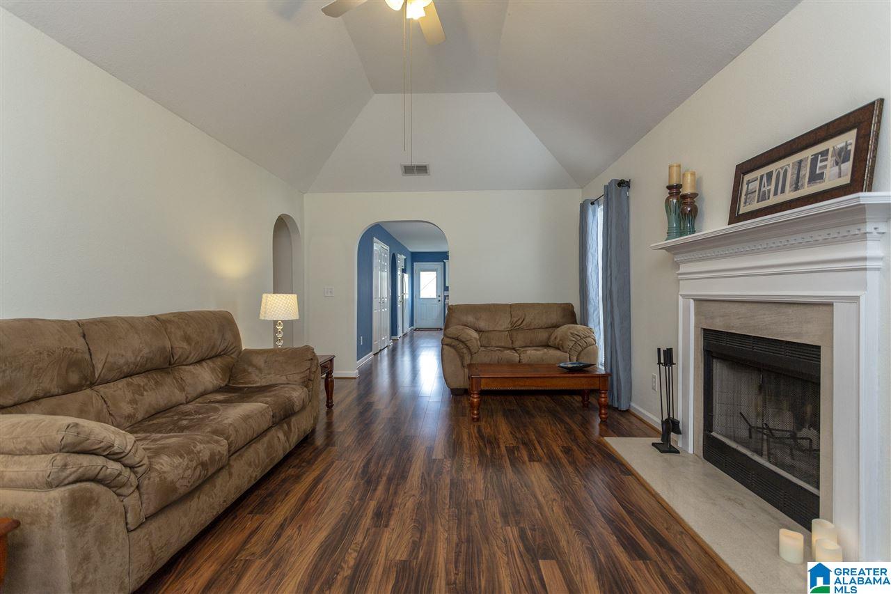 170 Flagstone Lane Calera, AL 35040 - Photo 2 of 26
