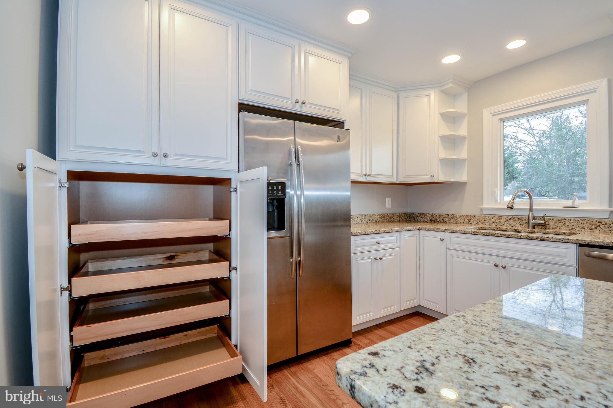 2411 Orange Road Culpeper, VA 22701 - Photo 5 of 32 Custom cabinetry