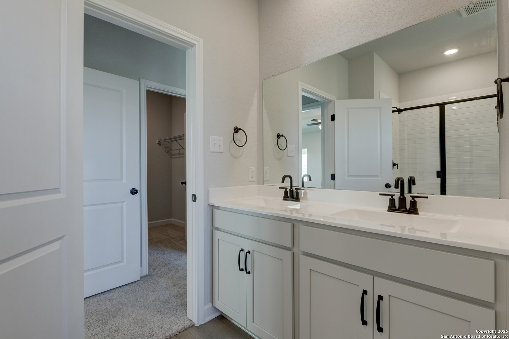 137 Beveridge Road Seguin, TX 78155 - Photo 20 of 41