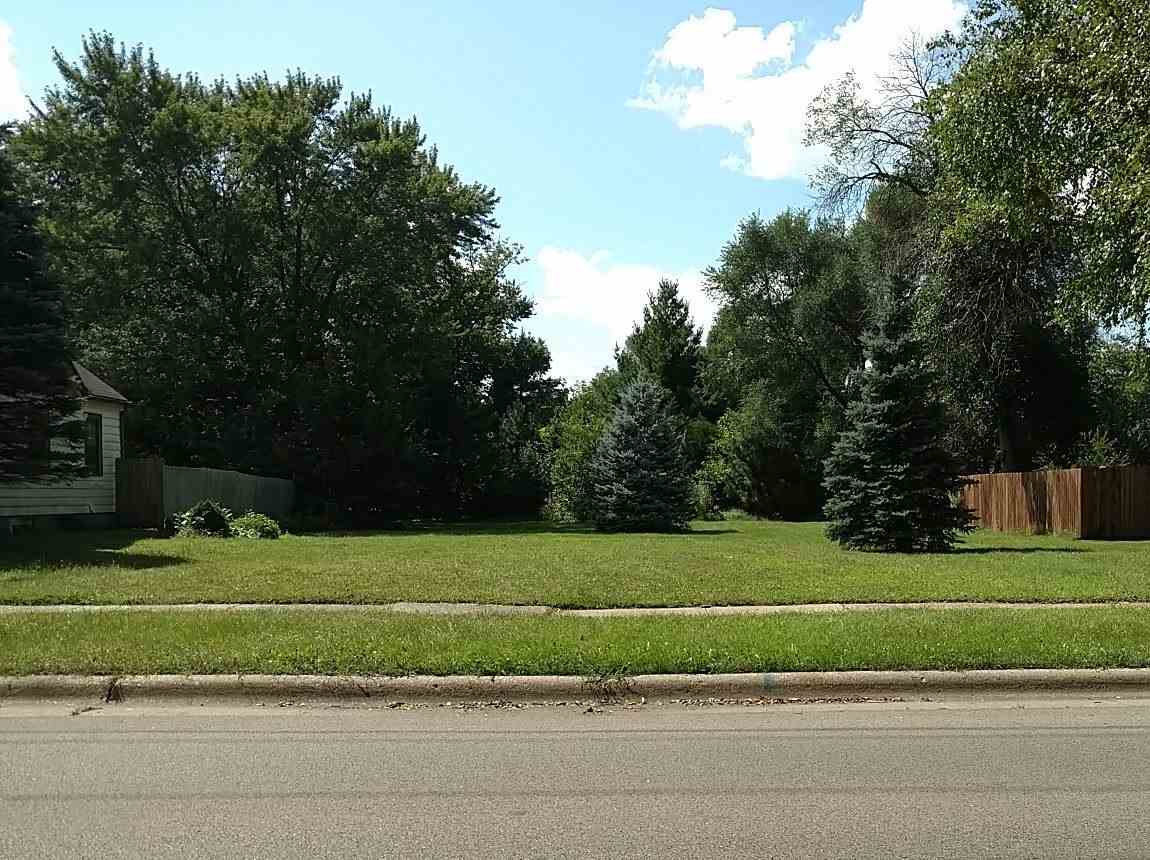 2022 Ridge Avenue Rockford, IL 61103 - Photo 1 of 3 Gallery Image 1