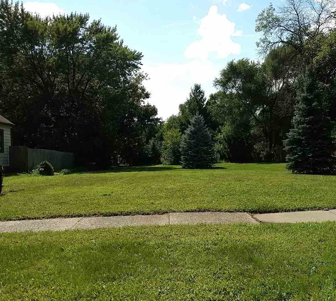 2022 Ridge Avenue Rockford, IL 61103 - Photo 3 of 3 Gallery Image 3