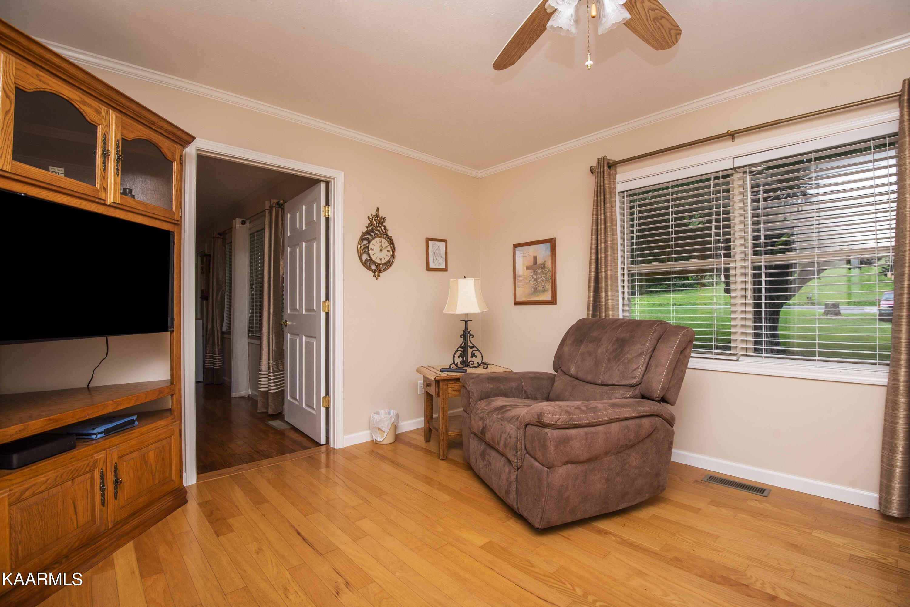 2943 Sugar Grove Valley Road Harriman, TN 37748 - Photo 13 of 56 den 1_1