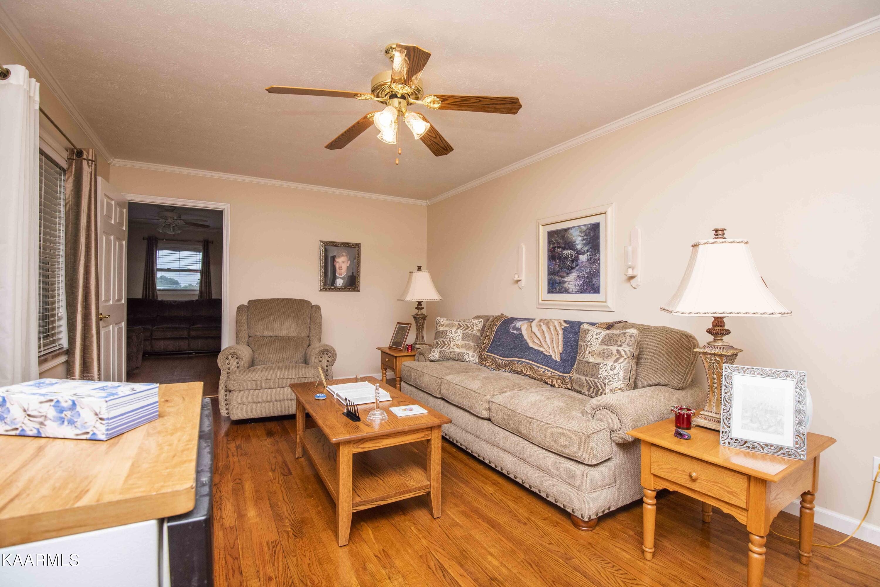 2943 Sugar Grove Valley Road Harriman, TN 37748 - Photo 26 of 56 living 2_1