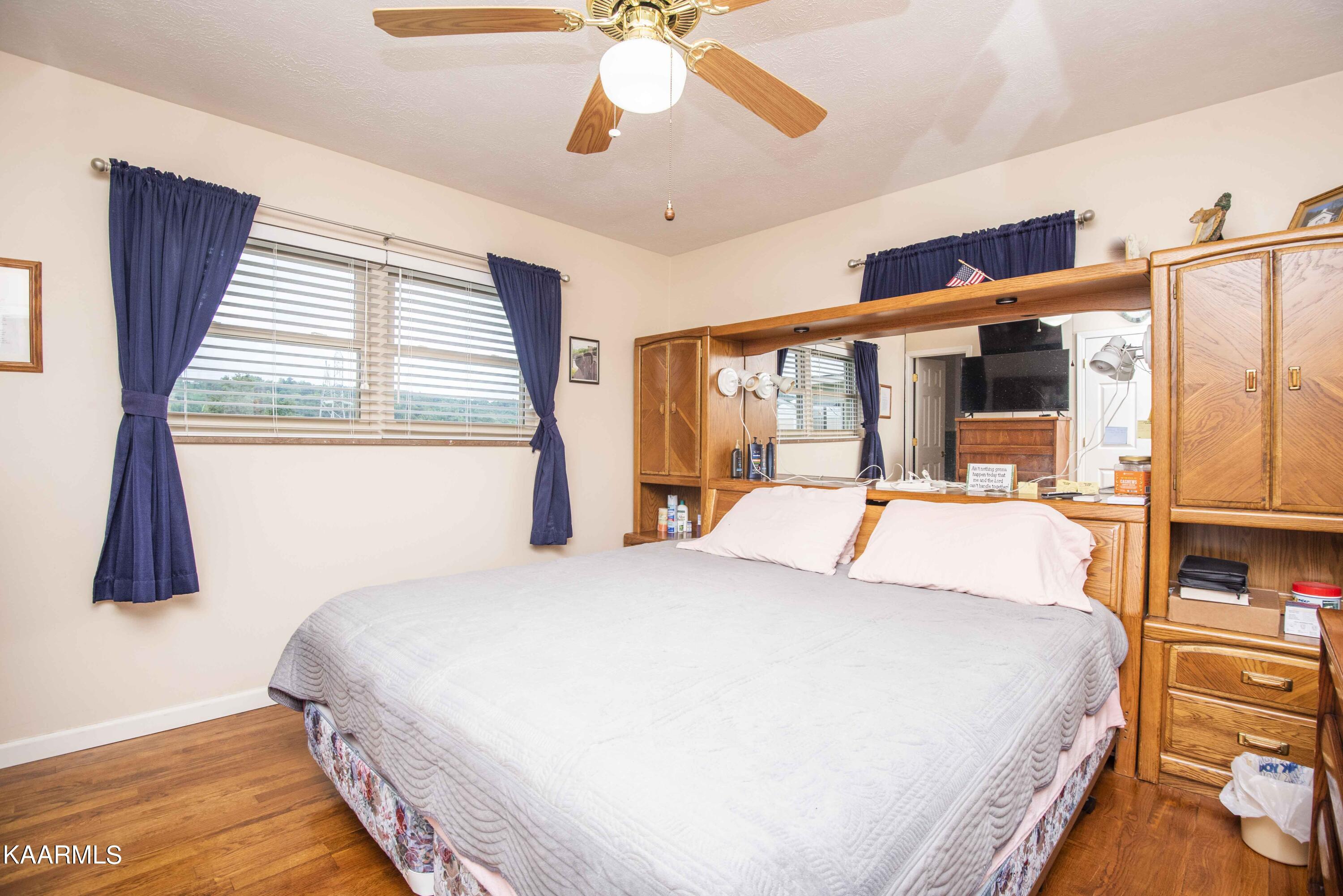 2943 Sugar Grove Valley Road Harriman, TN 37748 - Photo 32 of 56 master bed 3_1