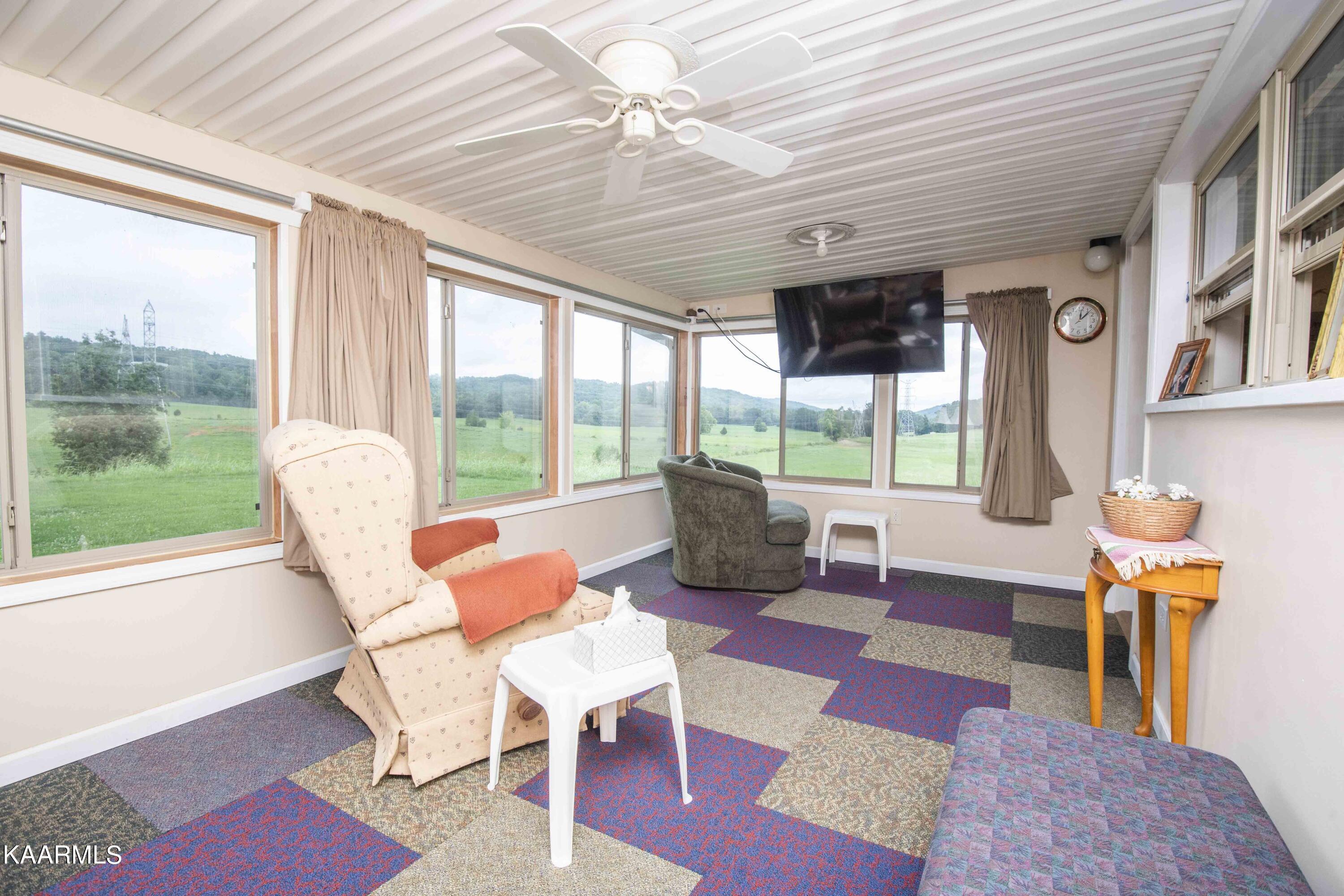 2943 Sugar Grove Valley Road Harriman, TN 37748 - Photo 37 of 56 sunroom 1_1