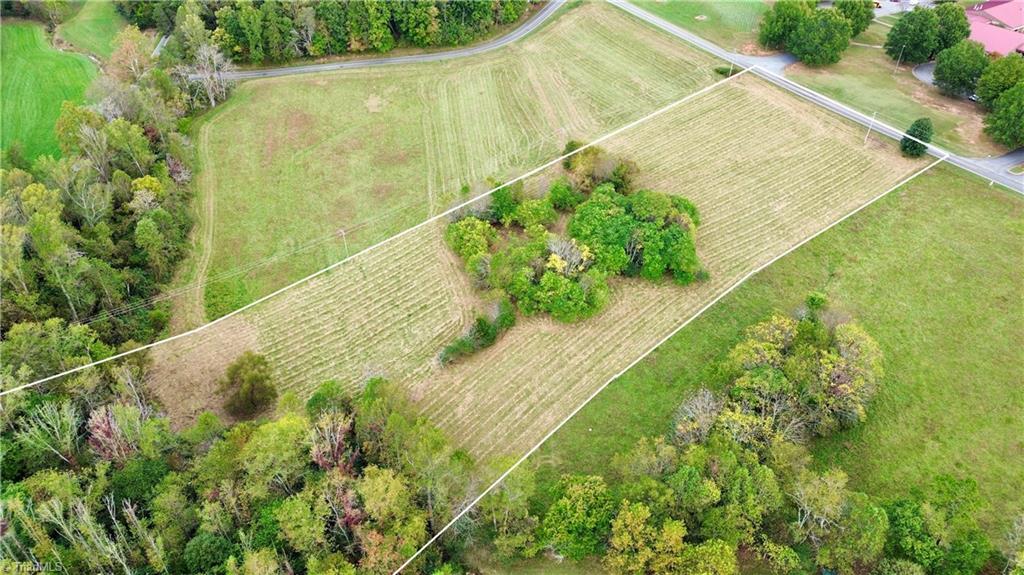 310 Jessup Grove Church Road Pilot Mountain, NC 27041 - Photo 3 of 29
