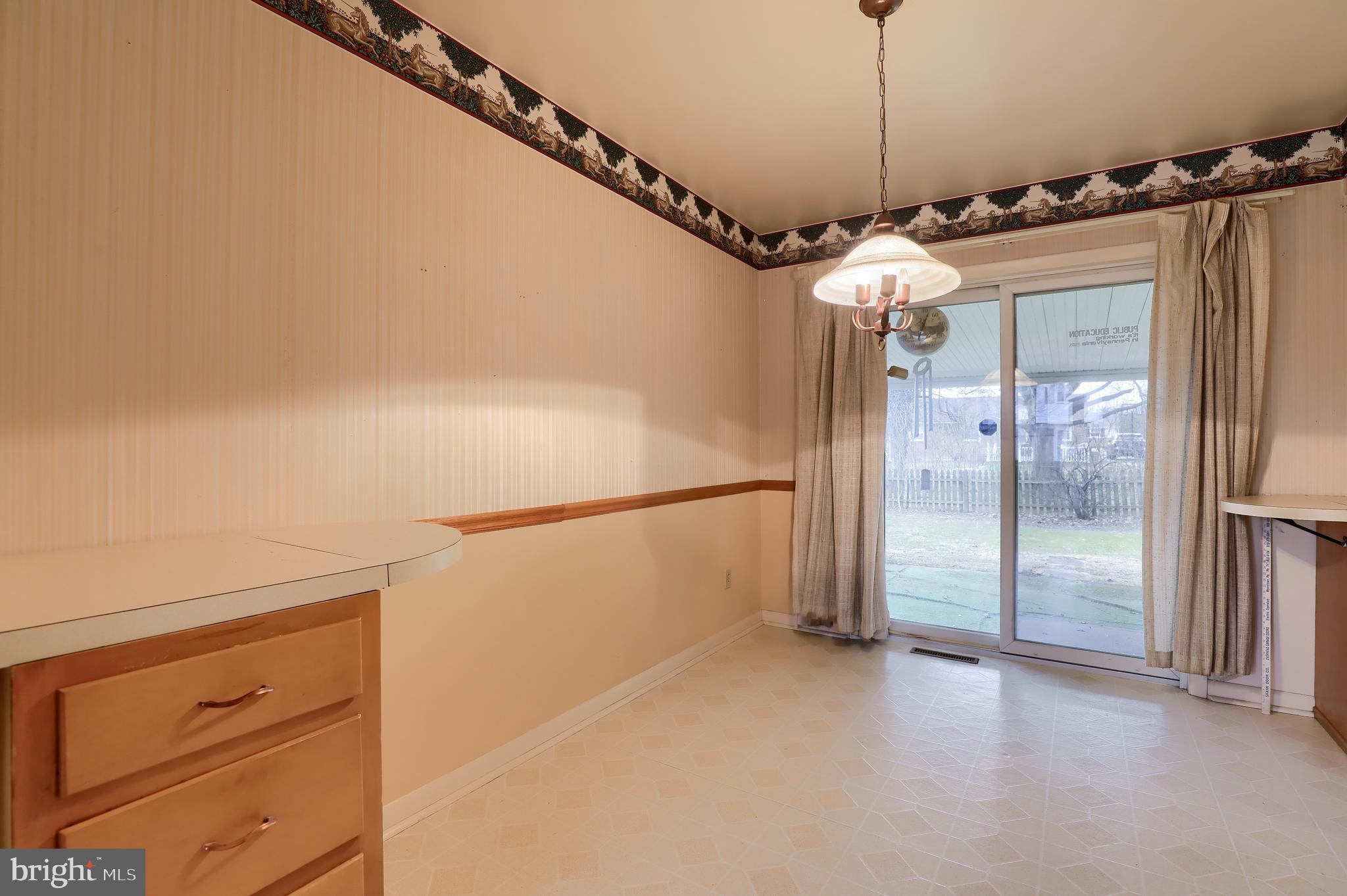 1730 Hemlock Road Lancaster, PA 17603 - Photo 6 of 21 Gallery Image 6