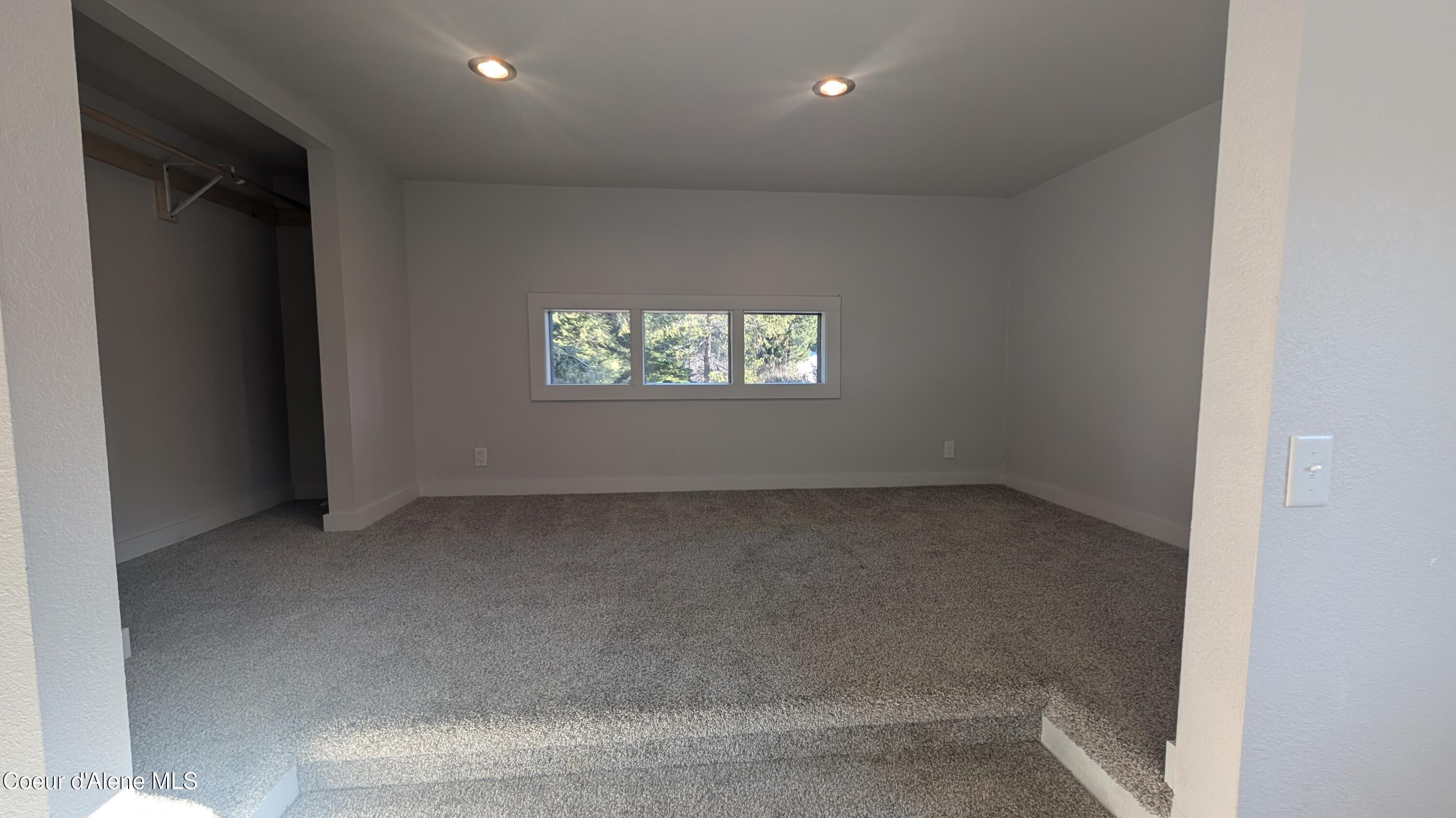 206 Waterfront Road Troy, MT 59935 - Photo 29 of 38 206 Waterfront pic 39 upper lg bedroom w
