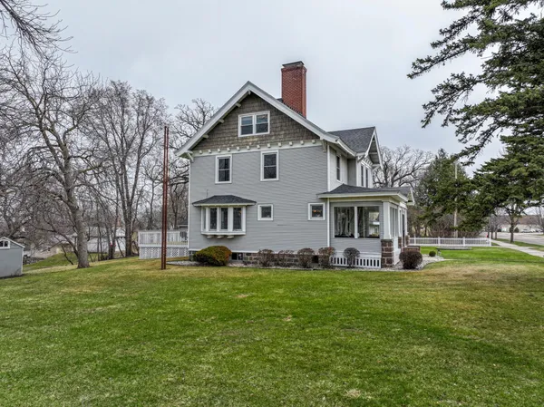 $399,918 | 417 6th Avenue West, Alexandria, MN 56308