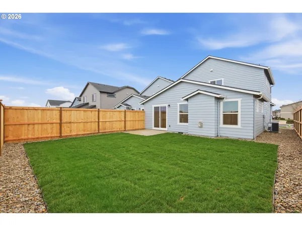 $349,990 | 2213 West 10th Avenue, Junction City, OR 97448