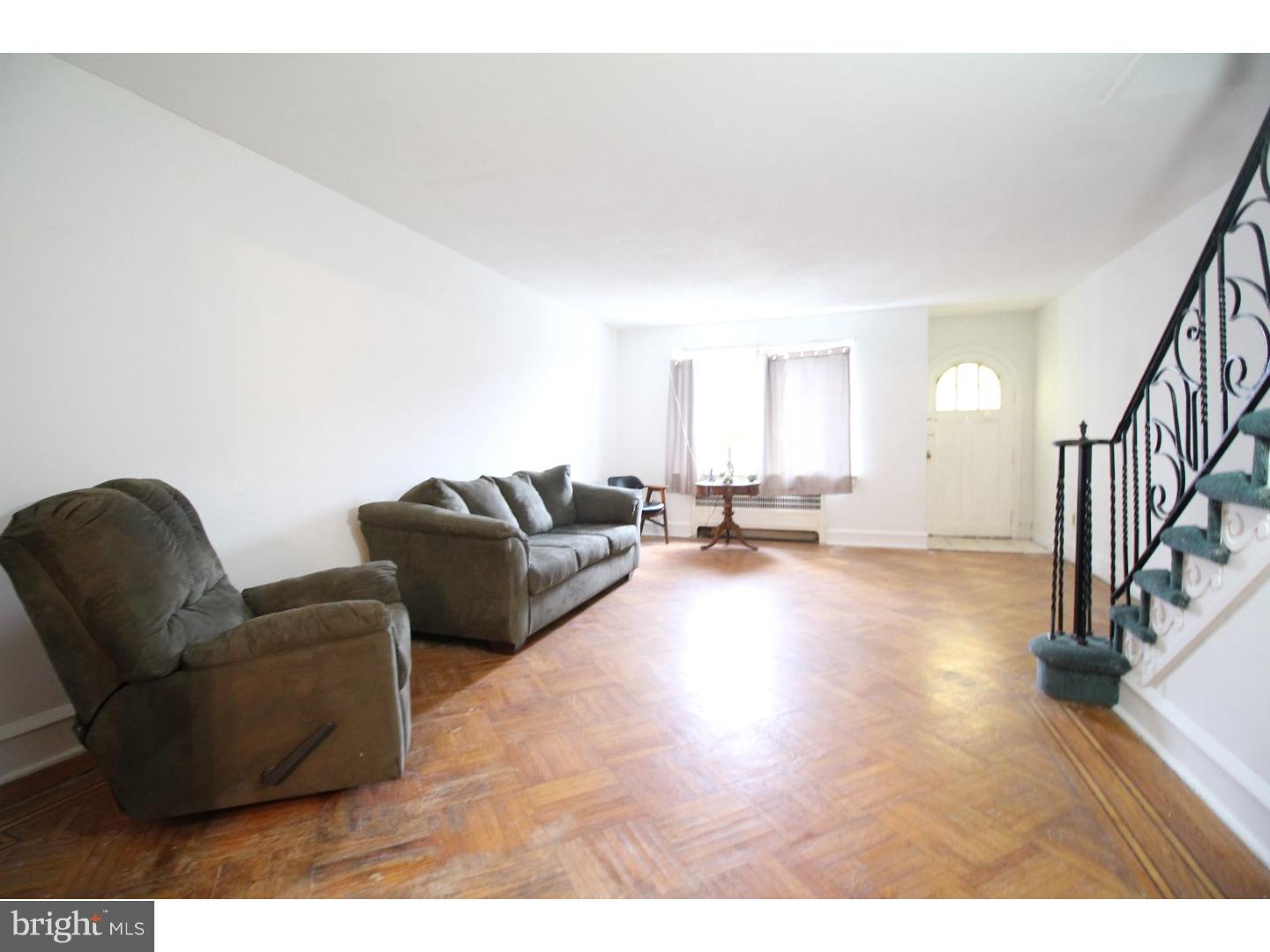 7005 Georgian Road Philadelphia, PA 19138 - Photo 2 of 16 Living Room