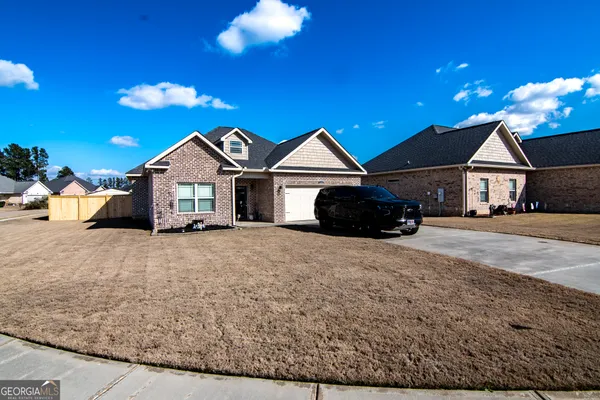 $295,000 | 123 Logan's Mill Trail, Warner Robins, GA 31093