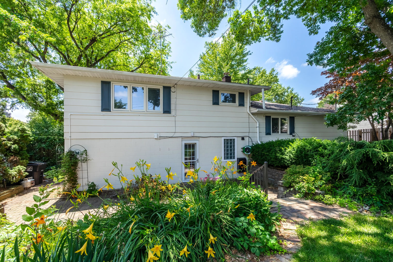 4213 35th Avenue Moline, IL 61265 - Photo 37 of 37