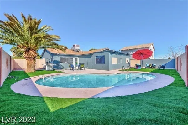 $2,799 | 7067 Westpark Court, Las Vegas, NV 89147