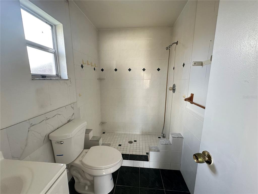 14301 Lofton Way Tampa, FL 33625 - Photo 11 of 21