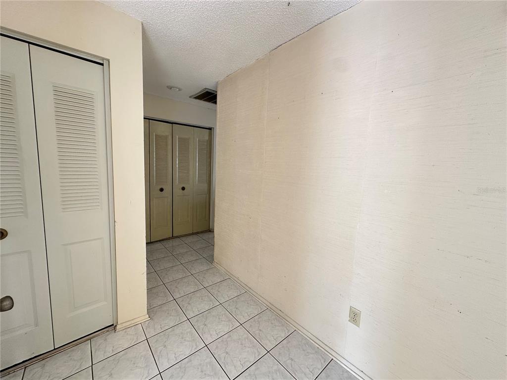 14301 Lofton Way Tampa, FL 33625 - Photo 5 of 21