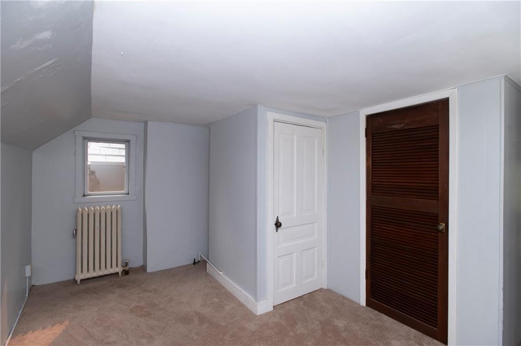 411 Hampton Street Pittsburgh, PA 15221 - Photo 38 of 42 Unit 3 Entry
