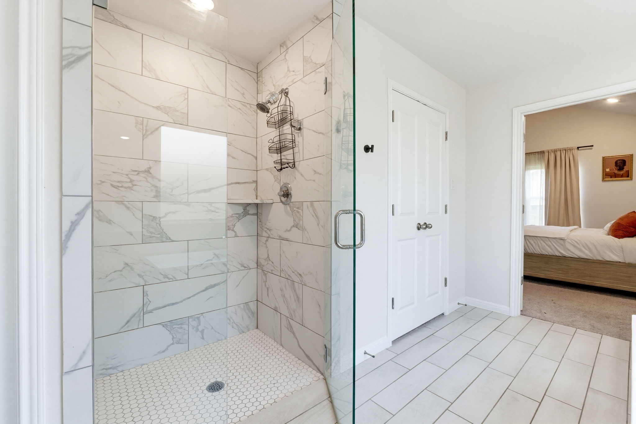 316 Windstar Road Liberty Hill, TX 78642 - Photo 18 of 27 a bathroom with a shower