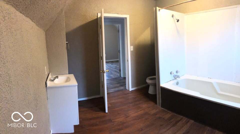 1520 Noble Street Anderson, IN 46016 - Photo 13 of 18
