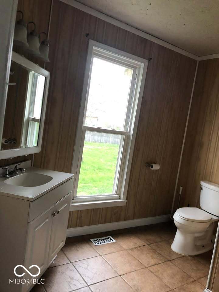 1520 Noble Street Anderson, IN 46016 - Photo 6 of 18