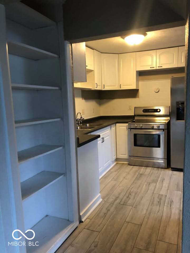 1520 Noble Street Anderson, IN 46016 - Photo 9 of 18