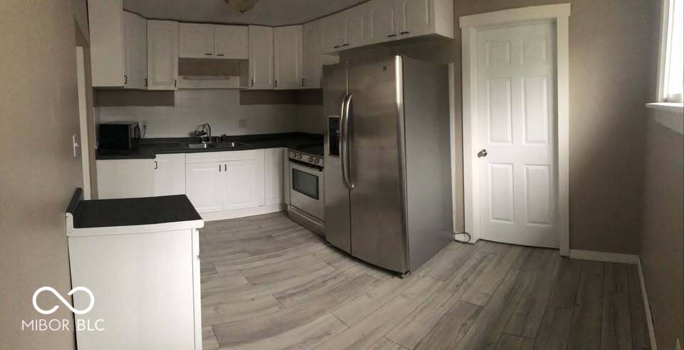 1520 Noble Street Anderson, IN 46016 - Photo 10 of 18