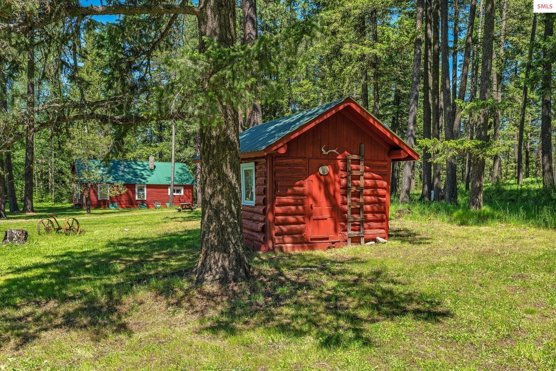 526 Roop Road Cocolalla, ID 83813 - Photo 81 of 100 Bunk house