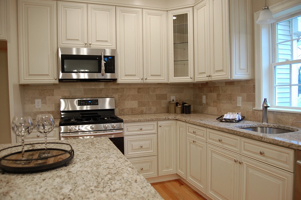 40 Hopkinton Road, Unit 40 Westborough, MA 01581 - Photo 8 of 30 Gallery Image 8