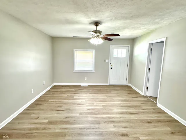 $124,900 | 2009 Gent Avenue, Indianapolis, IN 46202