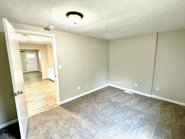 $124,900 | 2009 Gent Avenue, Indianapolis, IN 46202