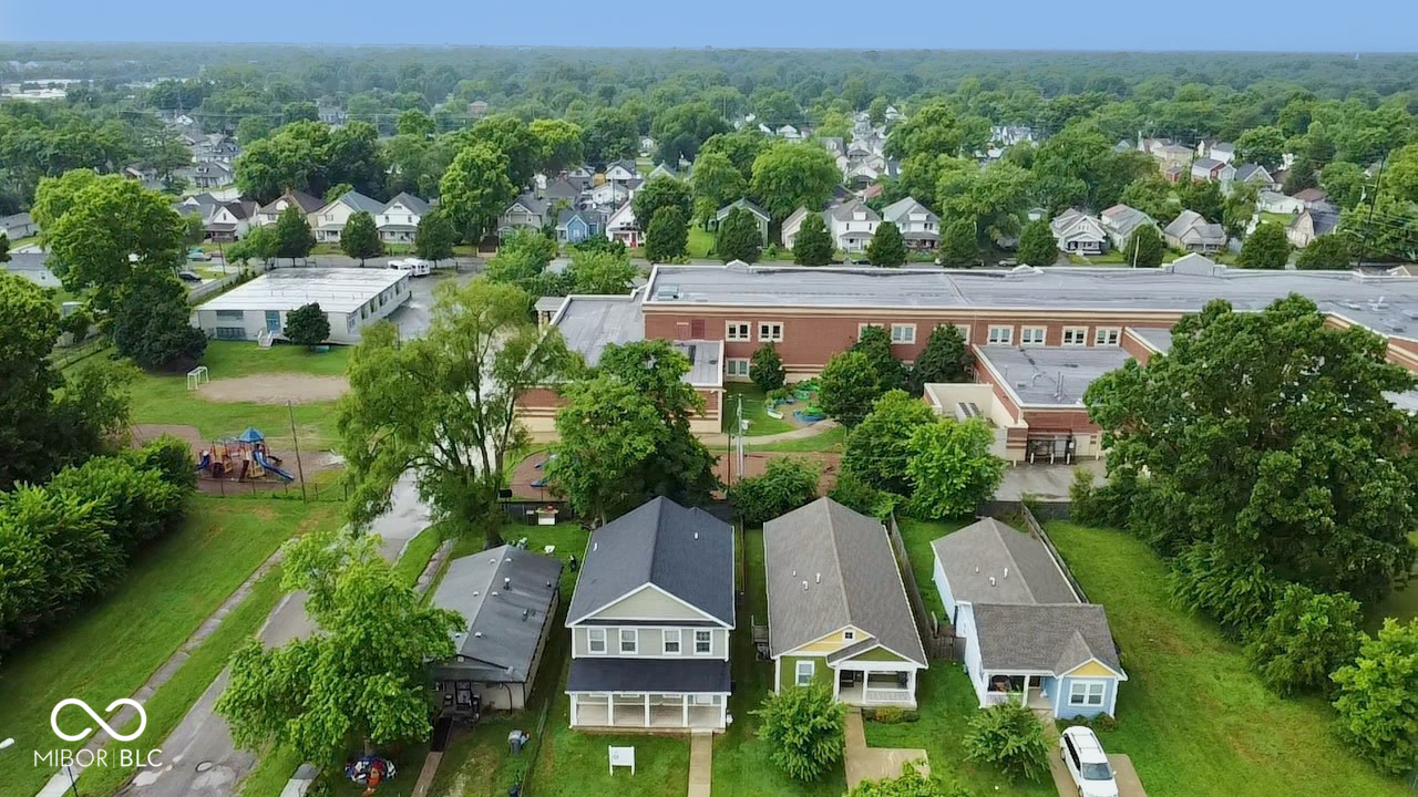 2009 Gent Avenue Indianapolis, IN 46202 - Photo 31 of 35