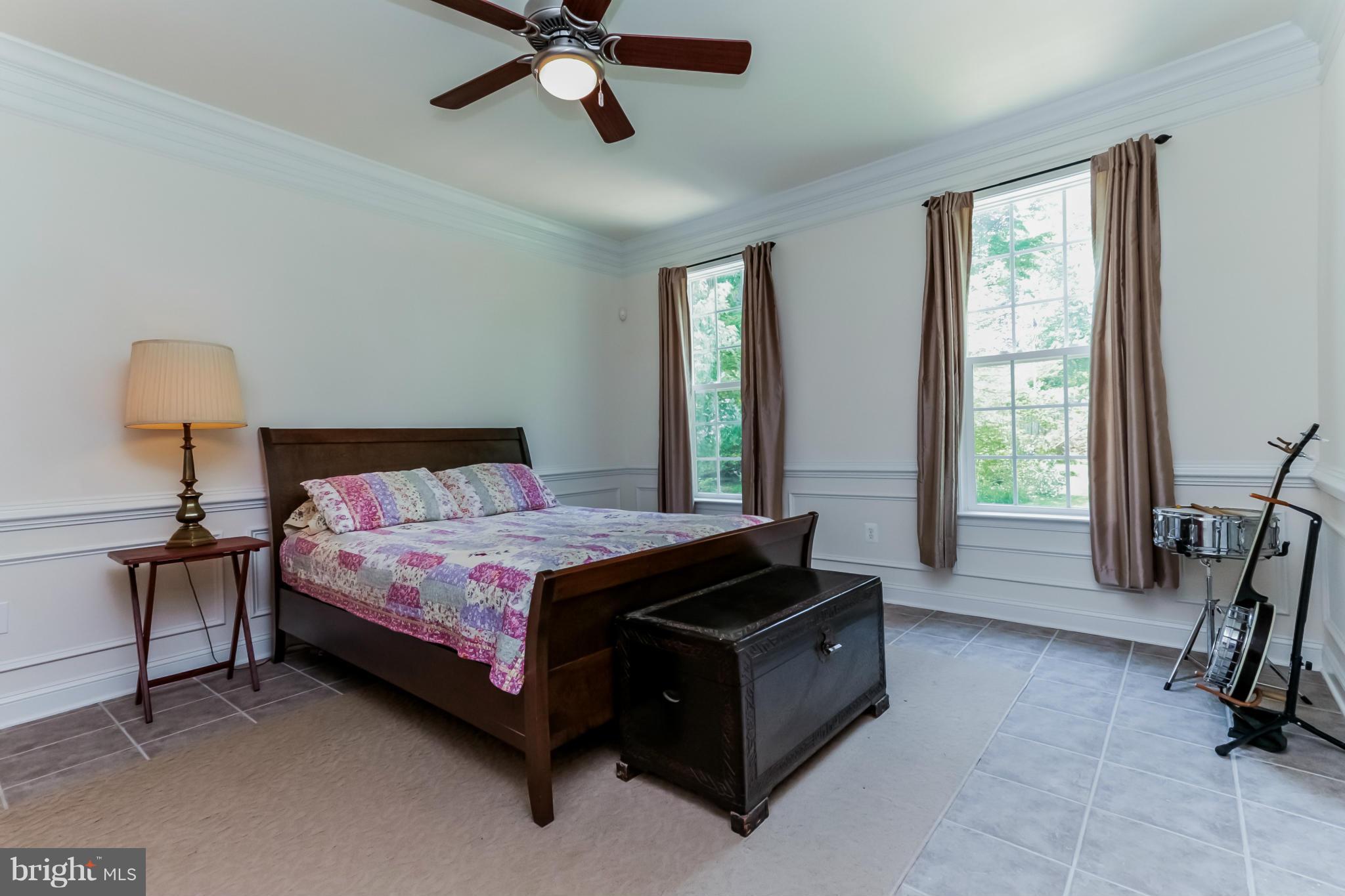 5406 Juliet Street Springfield, VA 22151 - Photo 14 of 30 Main Level Bedroom