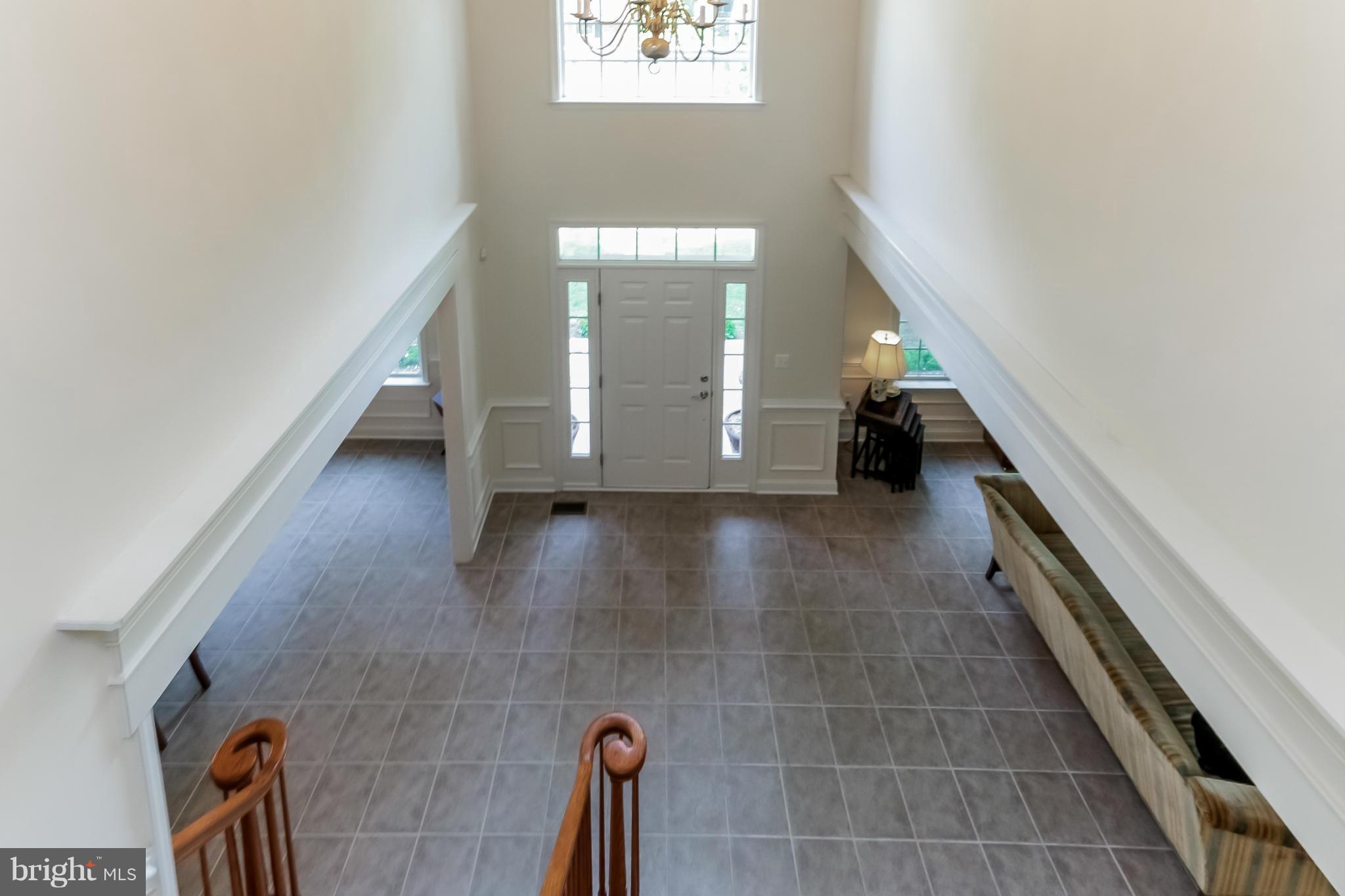 5406 Juliet Street Springfield, VA 22151 - Photo 16 of 30 Foyer