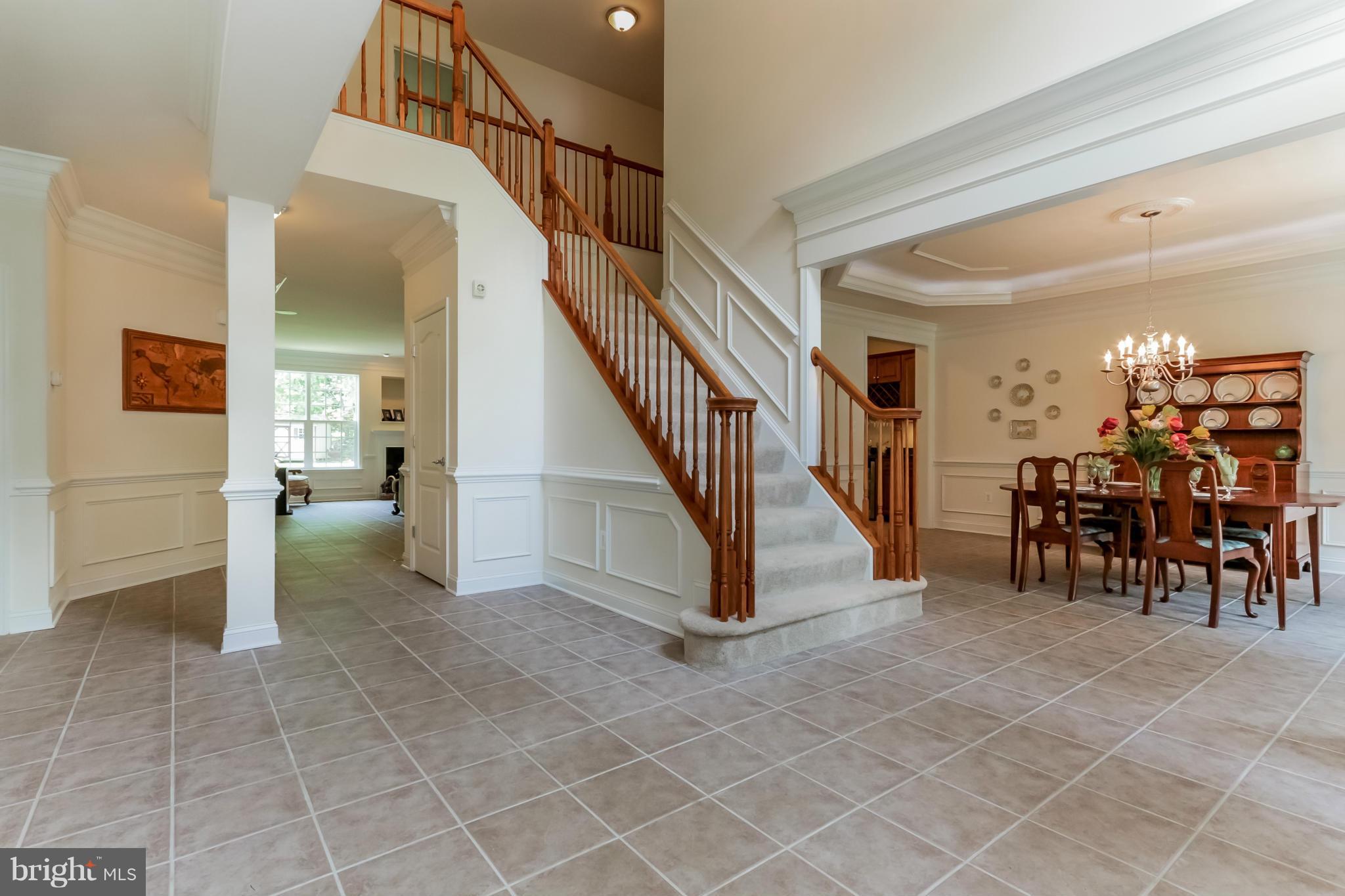 5406 Juliet Street Springfield, VA 22151 - Photo 3 of 30 Two Story Foyer