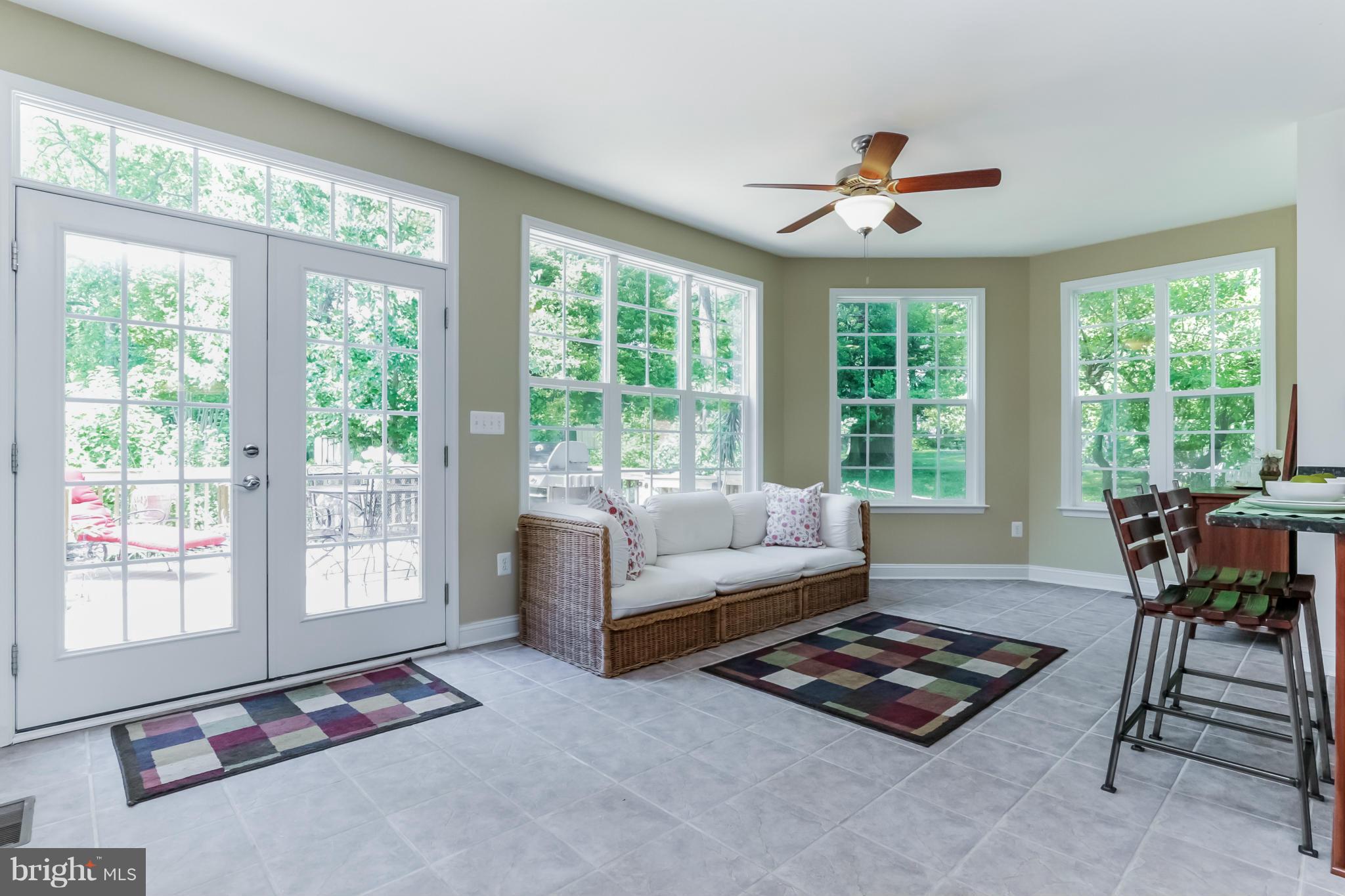 5406 Juliet Street Springfield, VA 22151 - Photo 8 of 30 Sunroom