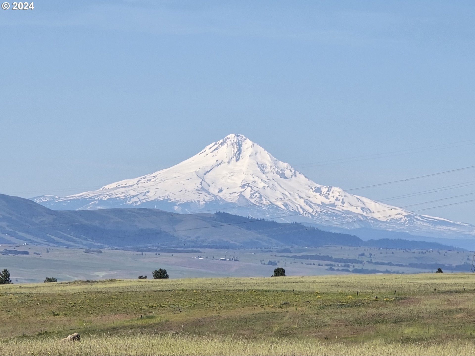 38 Wildhorse Ranch Road Goldendale, WA 98620 - Photo 17 of 22 a view of a large bed