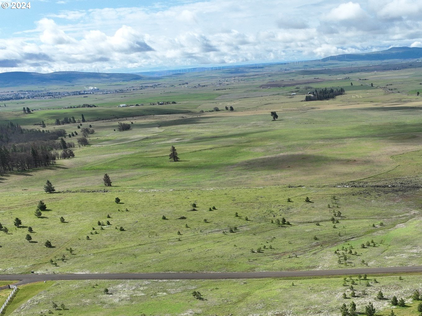 38 Wildhorse Ranch Road Goldendale, WA 98620 - Photo 6 of 22 a view of an ocean beach