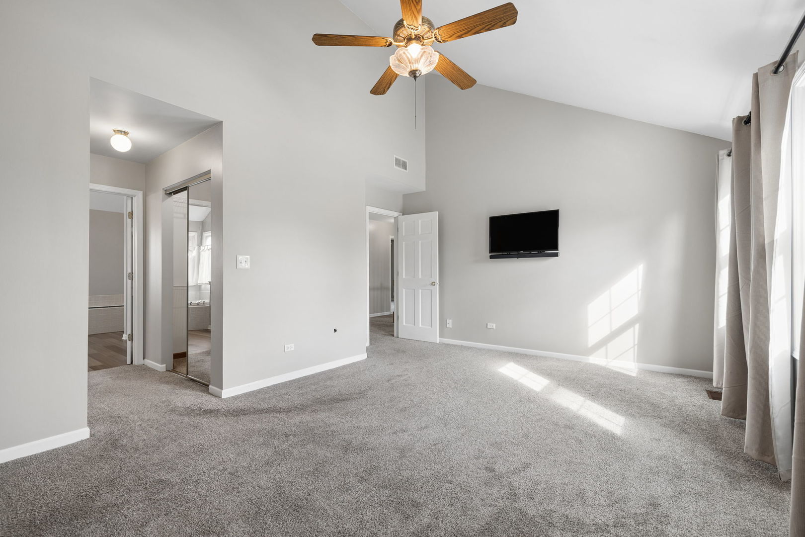 1803 Chestnut Hill Road Plainfield, IL 60586 - Photo 14 of 29 Gallery Image 14