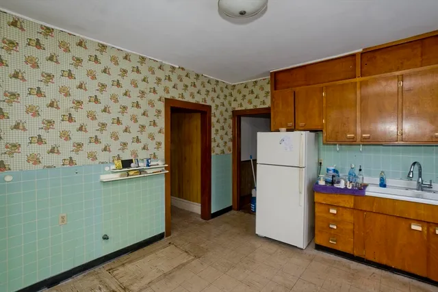 $599,900 | 22-24 Woodbine Avenue, Northampton, MA 01060