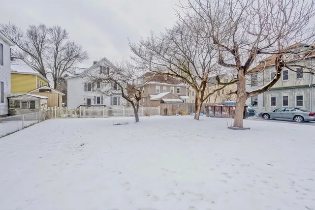 $599,900 | 22-24 Woodbine Avenue, Northampton, MA 01060