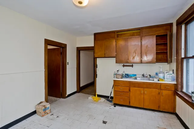 $599,900 | 22-24 Woodbine Avenue, Northampton, MA 01060