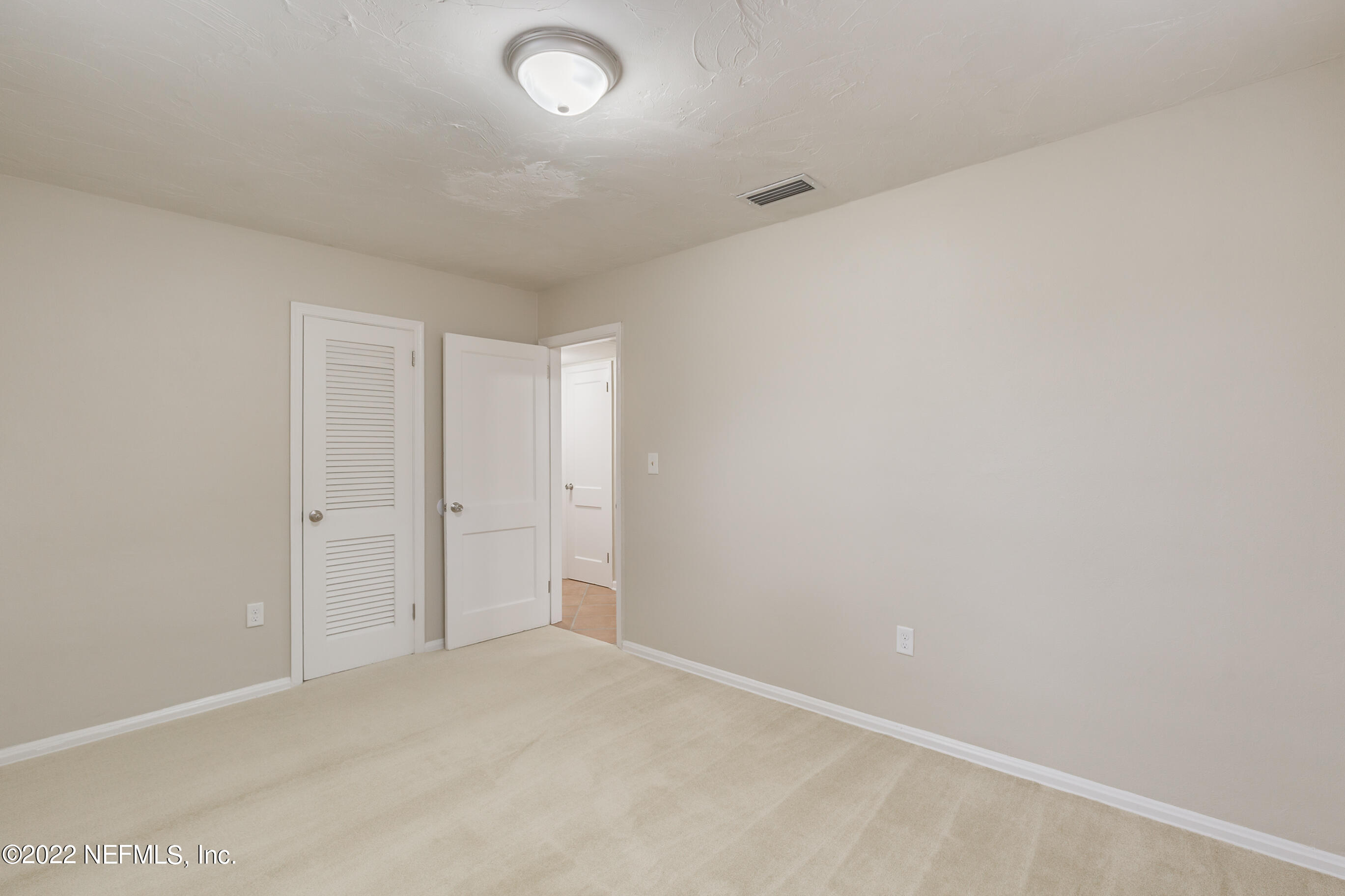 1032 Ibis Road Jacksonville, FL 32216 - Photo 17 of 27 904RealEstatePhotography.com-46