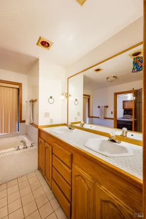 $799,000 | 1096 West Standley Street, Ukiah, CA 95482