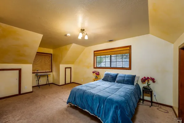 $799,000 | 1096 West Standley Street, Ukiah, CA 95482