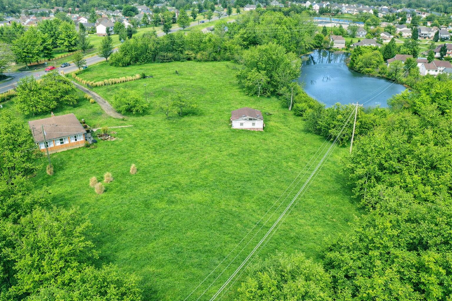 7200 Oakbrook Road Florence, KY 41042 - Photo 5 of 36 Gallery Image 5