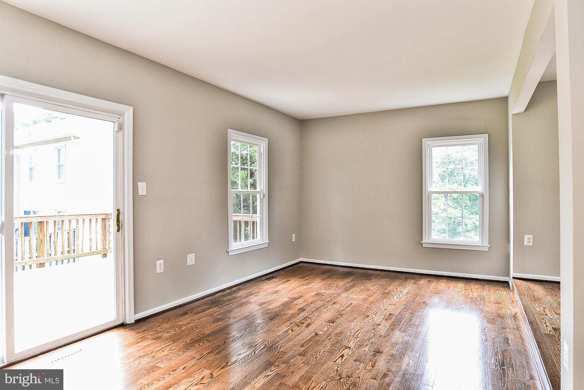 10287 Latney Road Fairfax, VA 22032 - Photo 11 of 36 Exit from the Living Room to the Rear Deck
