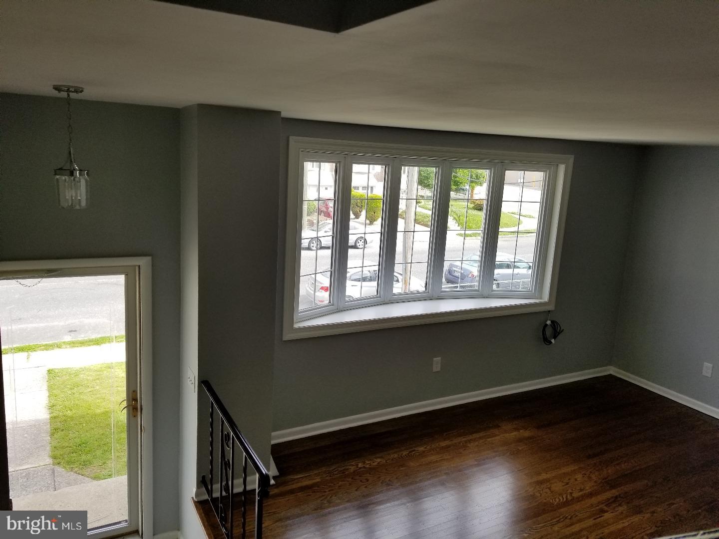 10219 Calera Road Philadelphia, PA 19114 - Photo 2 of 23 Gallery Image 2