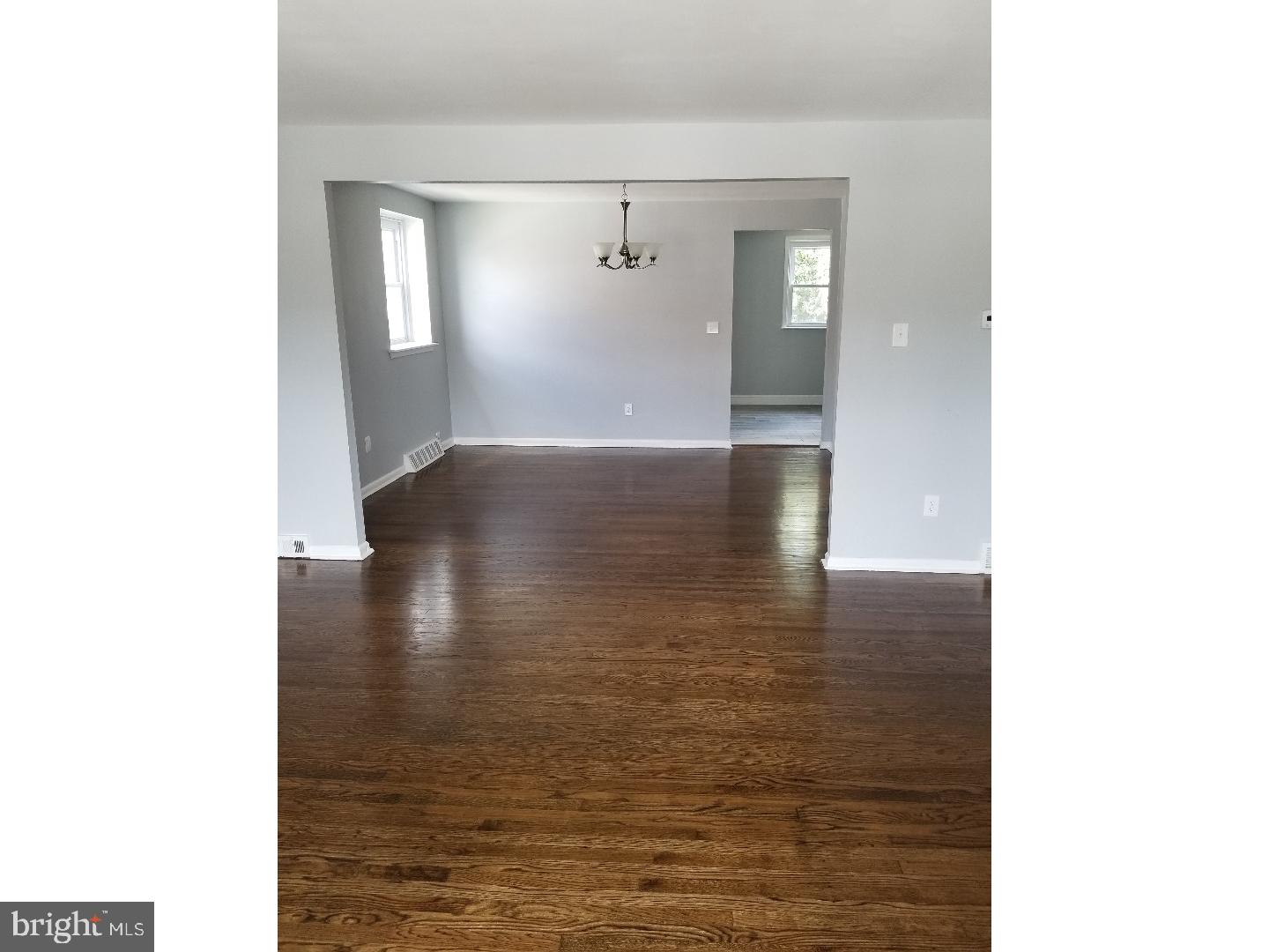 10219 Calera Road Philadelphia, PA 19114 - Photo 10 of 23 Gallery Image 10