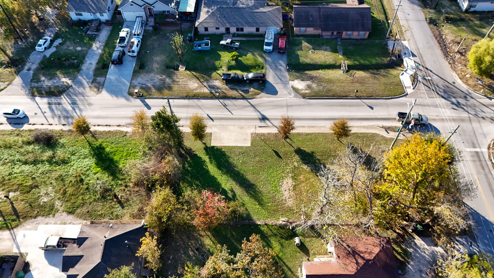 1097 Dewalt Street Houston, TX 77088 - Photo 11 of 13 an aerial view of residential houses with outdoor space